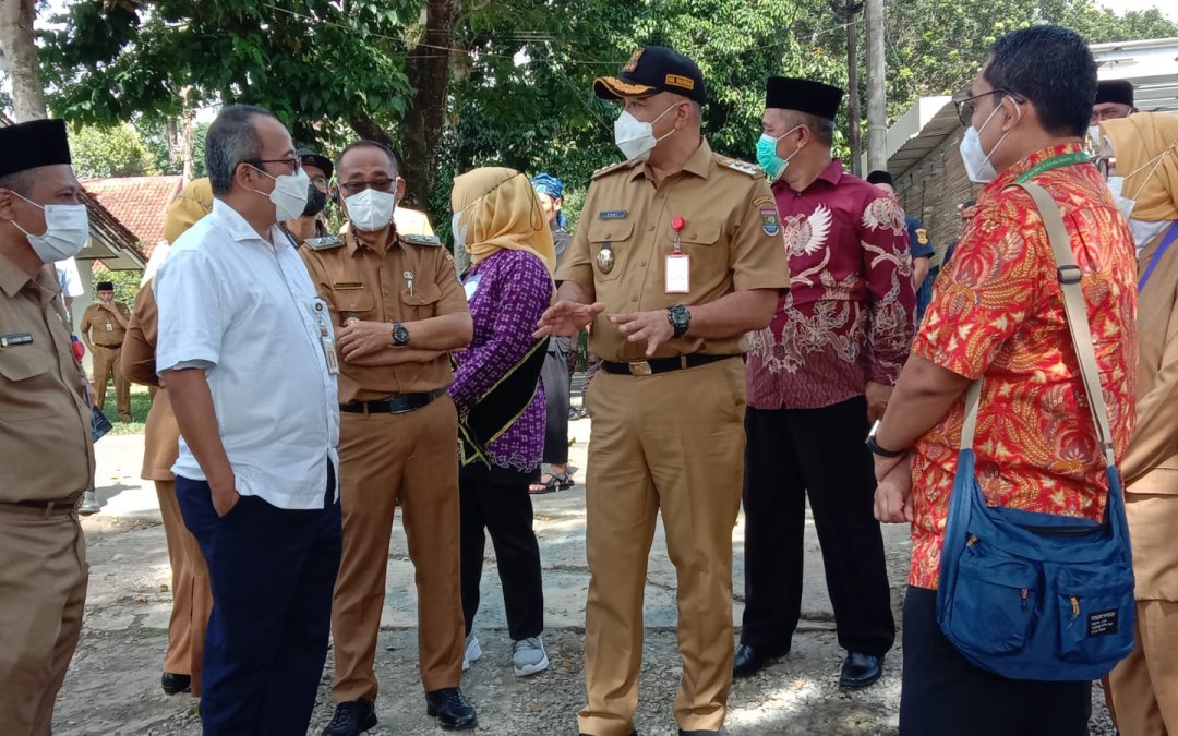 Pastikan Program Intervensi Stunting Efektif, Setwapres dan Bank Dunia Kunjungi Posyandu di Tangerang